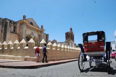 From Punta Cana: Full-Day Santo Domingo City Tour