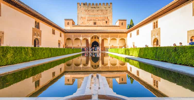 Granada: Visita Guiada A Los Jardines De La Alhambra, Generalife Y ...