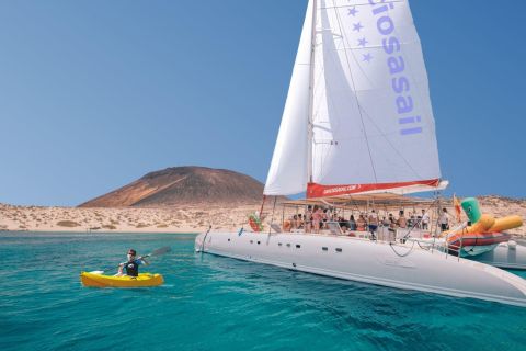 Da Lanzarote: gita di un giorno in barca a vela intorno a La Graciosa