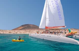 Da Lanzarote: Escursione in barca a vela intorno a La Graciosa