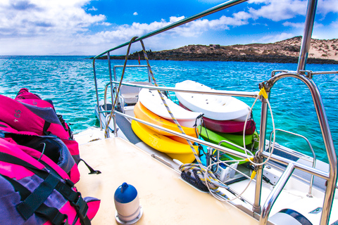 Från Lanzarote: Dagstur med segling runt La GraciosaFrån Lanzarote: Dagstur med segling till La Graciosa