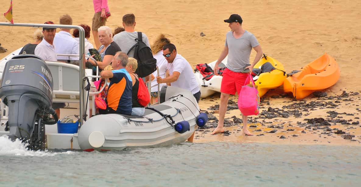 Lanzarote: 6-Hour Sailing Trip to La Graciosa