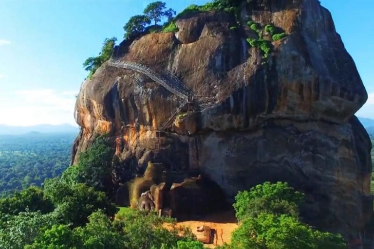 Ab Bentota: Tagestour Sigiriya & Dambulla-Tempel