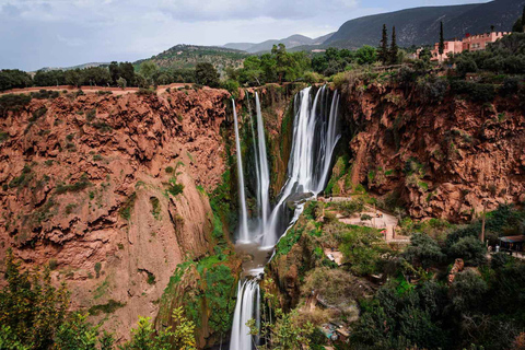 Desde Marrakech: tour privado 1 día a las cascadas de OuzoudDesde Marrakech: excursión privada a las cascadas de Ouzoud