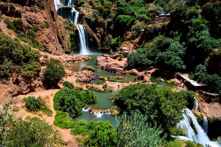 Desde Marrakech: tour privado 1 día a las cascadas de OuzoudDesde Marrakech: excursión privada a las cascadas de Ouzoud