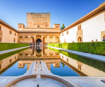 Alhambra, Generalife & Albaicin Private Tour