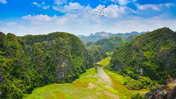 mua caves tam coc and cuc phuong national park 2day tour