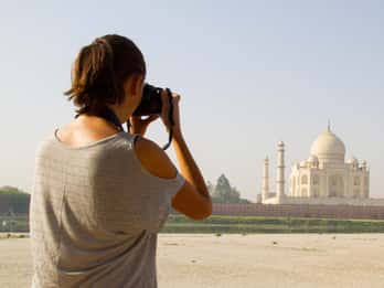Taj Mahal: Geteilte Gruppentour mit Transfer von Neu Delhi Taj Mahal: Geteilte Gruppentour mit Transfer von Neu Delhi