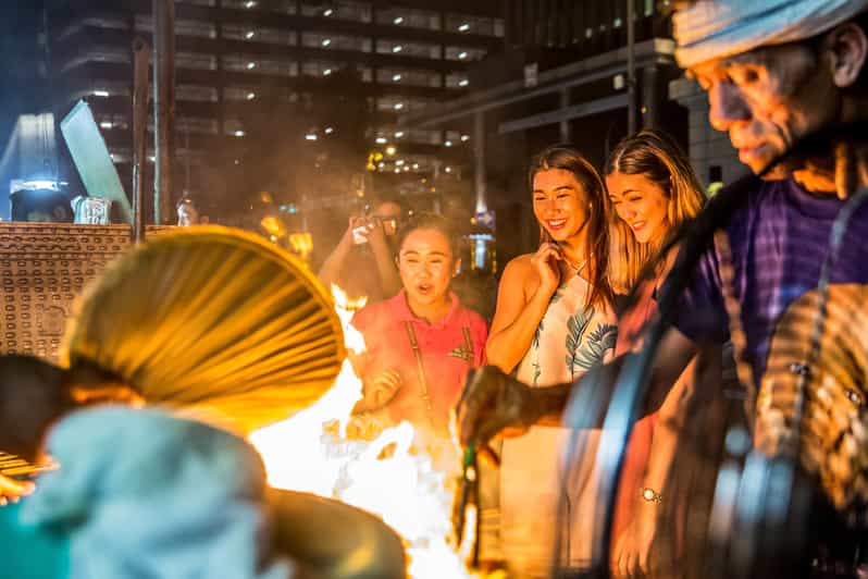 Kleine Gruppe: Singapur Street Food & Nacht-Tour