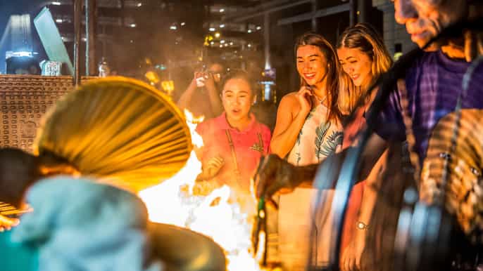 singapour visite privée après la nourriture et la vie nocturne de la rue sombre