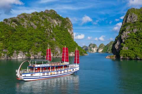 Hanoi: Full-Day Luxury Ha Long Bay Cruise with Meals
