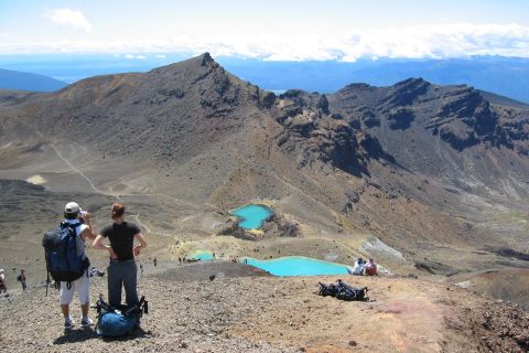 Tongariro Alpine Crossing: Hike Trail Retour Shuttle
