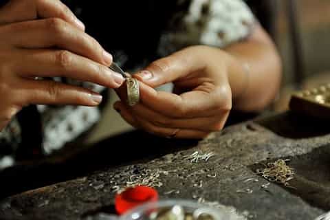 Ubud: 3-Hour Silver Jewelry Making Class