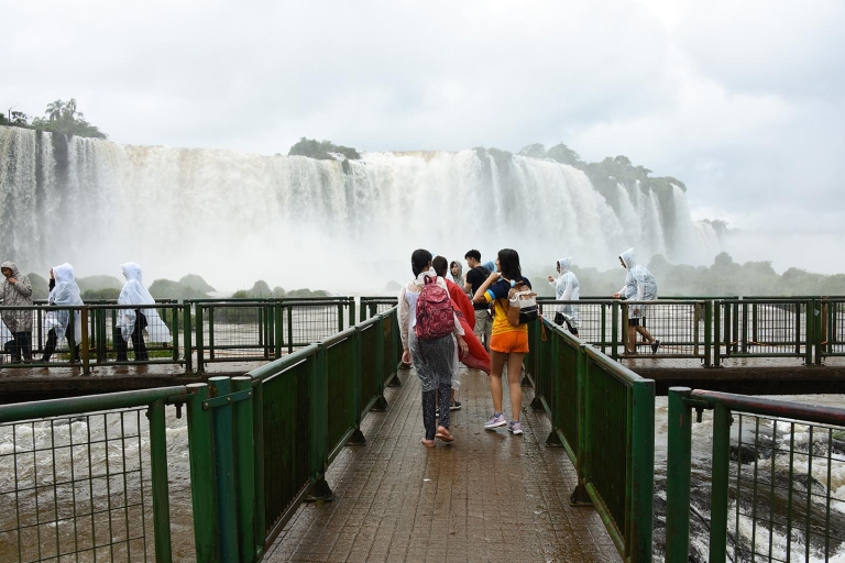 Z Puerto Iguazú: Wycieczka do brazylijskich wodospadówWycieczka z odbiorem z Puerto Iguazú (Argentyna)