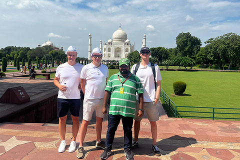 Von Jaipur aus: Taj Mahal Tour am selben Tag & Transfer nach DelhiAlles inklusive - Auto, Reiseführer, Mittagessen, Eintritt zu den Denkmälern