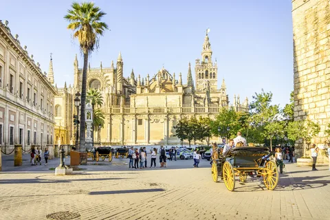 Recorrido turístico de día completo por Sevilla desde Granada