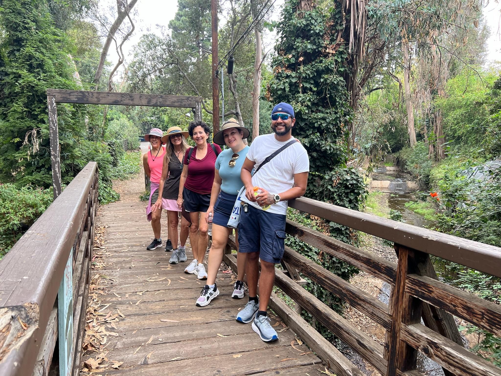 Entdecke die versteckten Treppen und Canyon-Pfade von Santa Monica