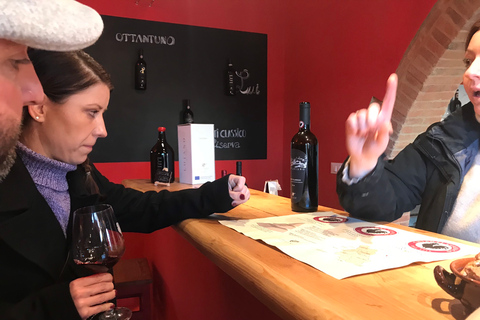 Florencia: excursión privada de un día a la bodega Chianti de la Toscana con almuerzo