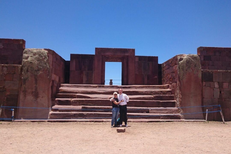 Desde La Paz: tour de un día a Tiwanaku y al lago Titicaca