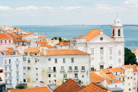 Lisbon: Unlimited 4G Internet in the EU with Pocket Wi-Fi