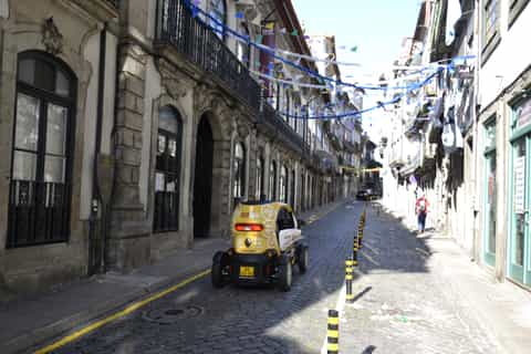 Oporto: tour de 1 día por la ciudad sin conductor con guía GPS