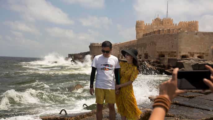 from cairo alexandria day tour
