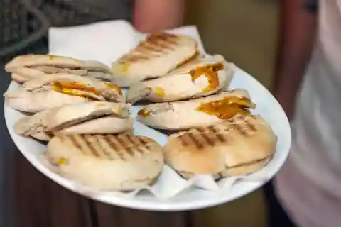 Visita a Sevilha: Tour gastronómico Sabores, Tapas e Tradições