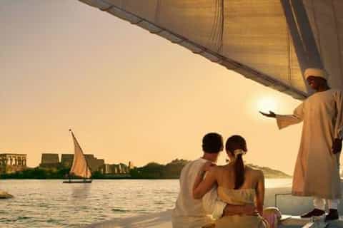 The Nile: Felucca Ride with Meal and Transfers
