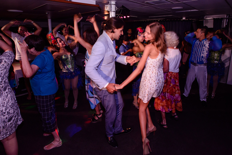 Benoa Bali: Sunset Dinner Cruise with Show and Live Music Cruise with Bali Transfers