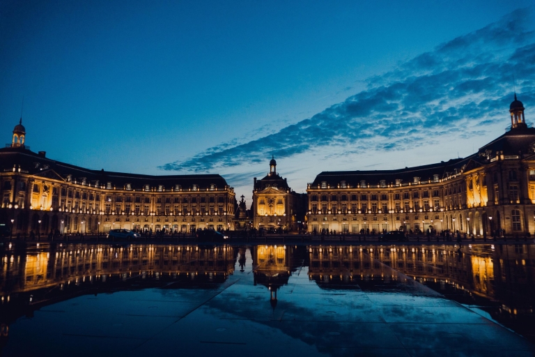 Bordeaux: Unlimited 4G Internet in the EU with Pocket Wi-Fi 11-Day Pocket Wi-Fi 4G/Unlimited for EU