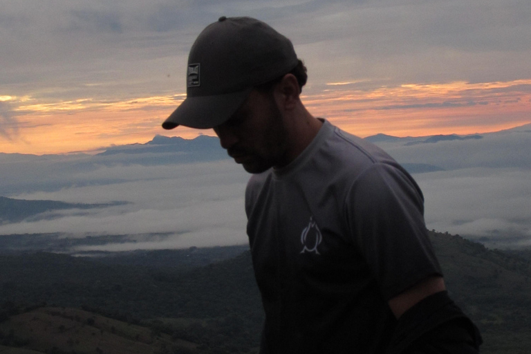 Santa Ana: wędrówka po wulkanie San Marcelino z lokalnym przewodnikiem.