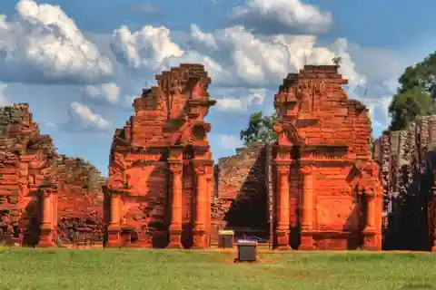 Puerto Iguazu: San Ignacio Mission and Wanda Mines Tour