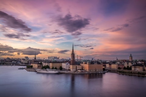 Stockholm: Unlimited 4G Internet in the EU with Pocket Wi-Fi 13-Day Pocket Wi-Fi 4G/Unlimited for EU