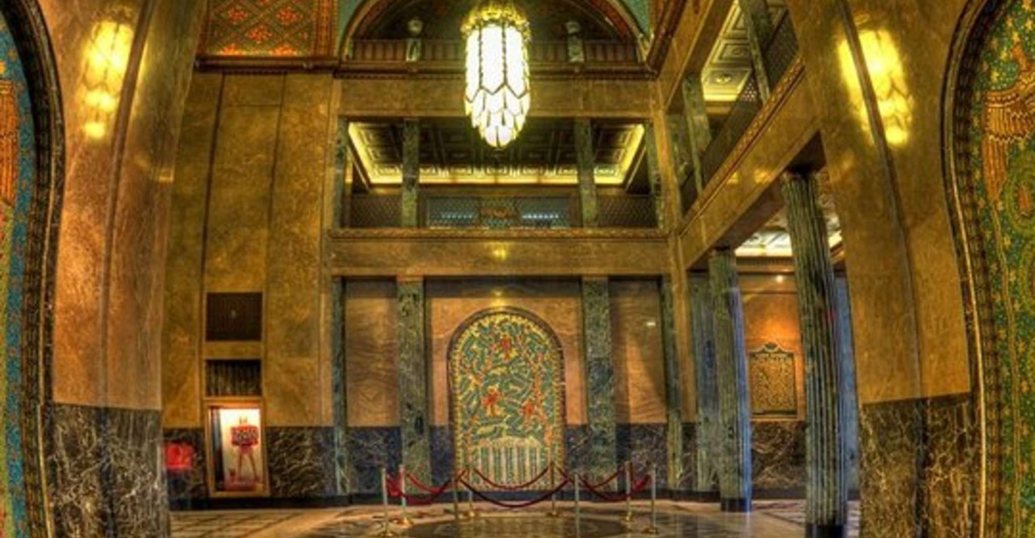 Detroit, Architectural Beauty and Hidden Gems Walking Tour - Housity