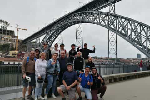 Porto: 3-Hour Old Town and Riverside Bike Guided Tour