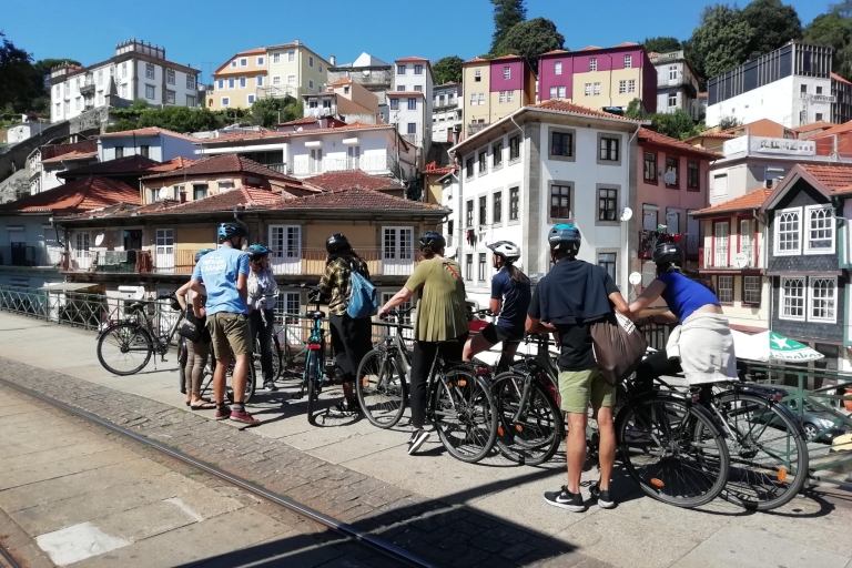 Porto: Fahrradtour in der Altstadt und am Fluss mit GuidePrivate Tour auf Französisch