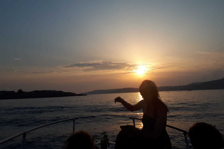 Gozo: Private 3-Hour Sunset Boat Cruise Gozo: Private Sunset Boat Cruise