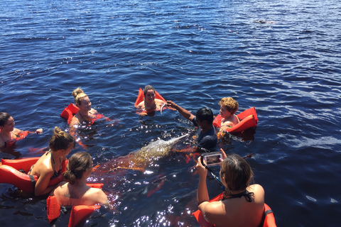 De Manuas: excursion d'une journée sur la rivièreExcursion d'une journée sur la rivière avec un maximum de 8 participants