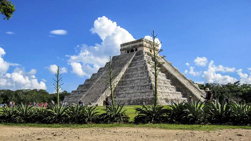 Cancun/Playa del Carmen: Balam Tour: Chichen Itza, Cenote, Ek'Balam Tour