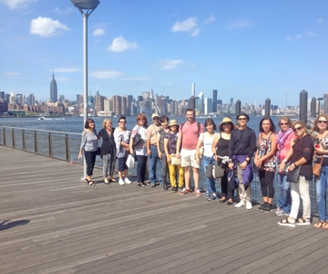 Brooklyn: 2-Hour Best of Brooklyn Walking Tour -Williamsburg