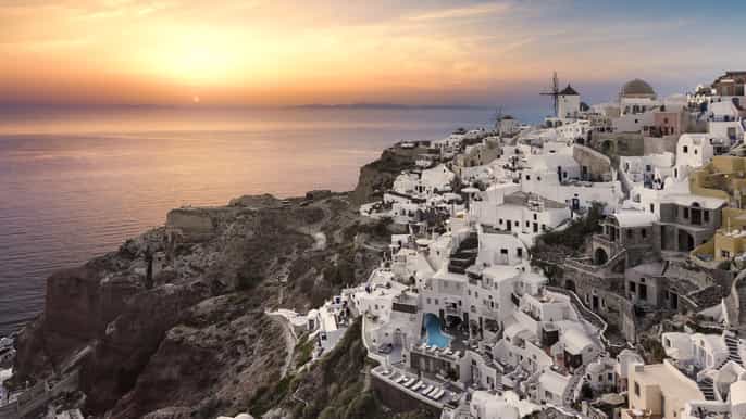 caldera di santorini crociera al tramonto sulla king thiras