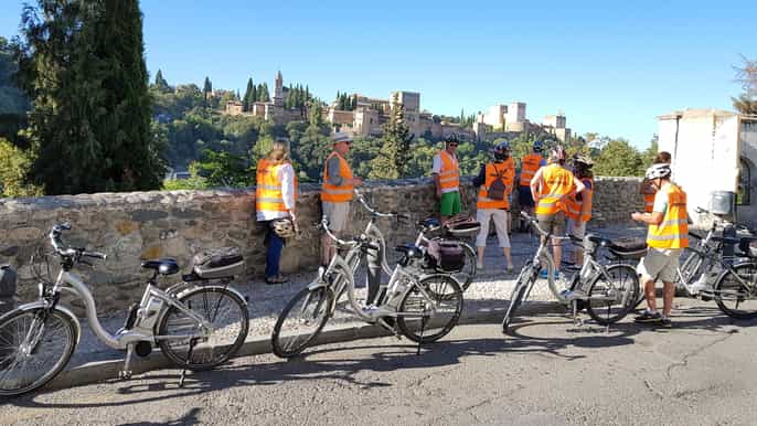 granada ebike tour with wine tasting and/or flamenco show