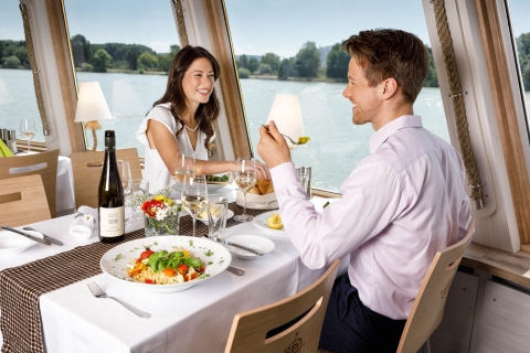 Krems: Wachau Valley River Cruise with 3-Course Meal