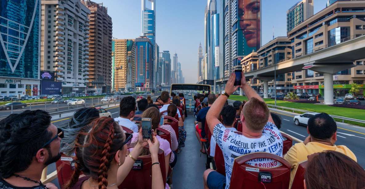 Abu Dhabi & Dubai: Klassisk Big Bus hopp på hopp av-billett
