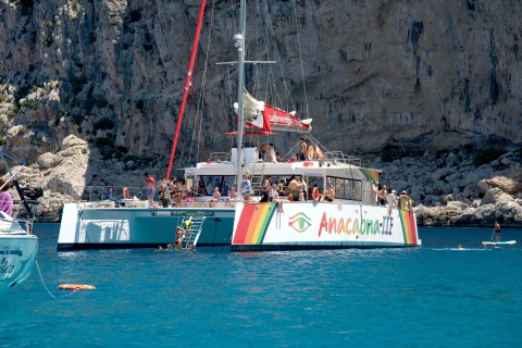 Alcudia: zonsondergang catamarantour met diner en snorkelenAlcudia: catamarantour bij zonsondergang met diner en snorkelen