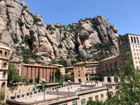 From Barcelona, Montserrat Guided Tour & Return Bus Transfer - Housity