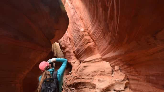 from kanab 3hour peekaboo slot canyon hiking tour