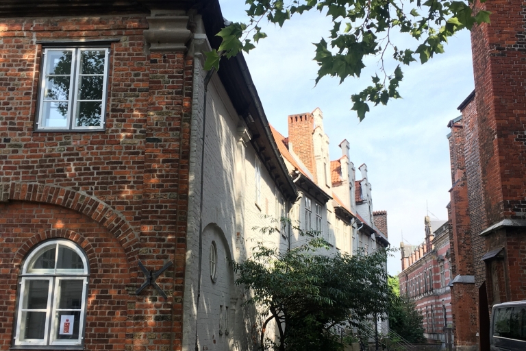 Lübeck: visita guiada privada de patios y casas adosadas