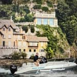 Lago di Como: noleggio barca senza patente e guida autonoma