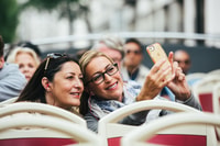 Hong Kong, Hop-On Hop-Off Bus Tour mit optionaler Peak Tram - Hizvo